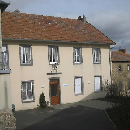 Pensión D'hotes De L'auberge L'astrassadou *